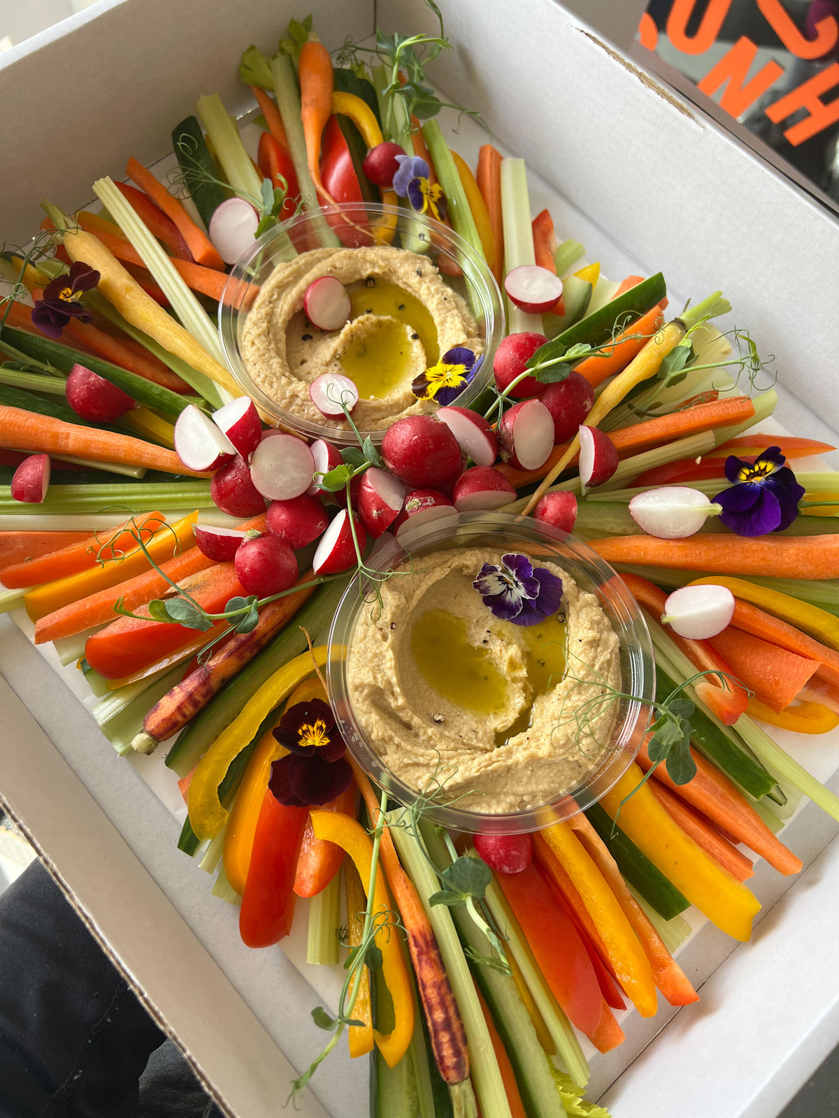 Houmous and Crudites Platter