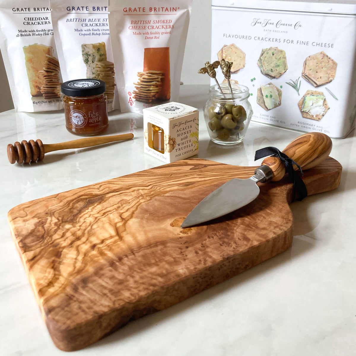 Wooden Cheeseboard and Knife Set