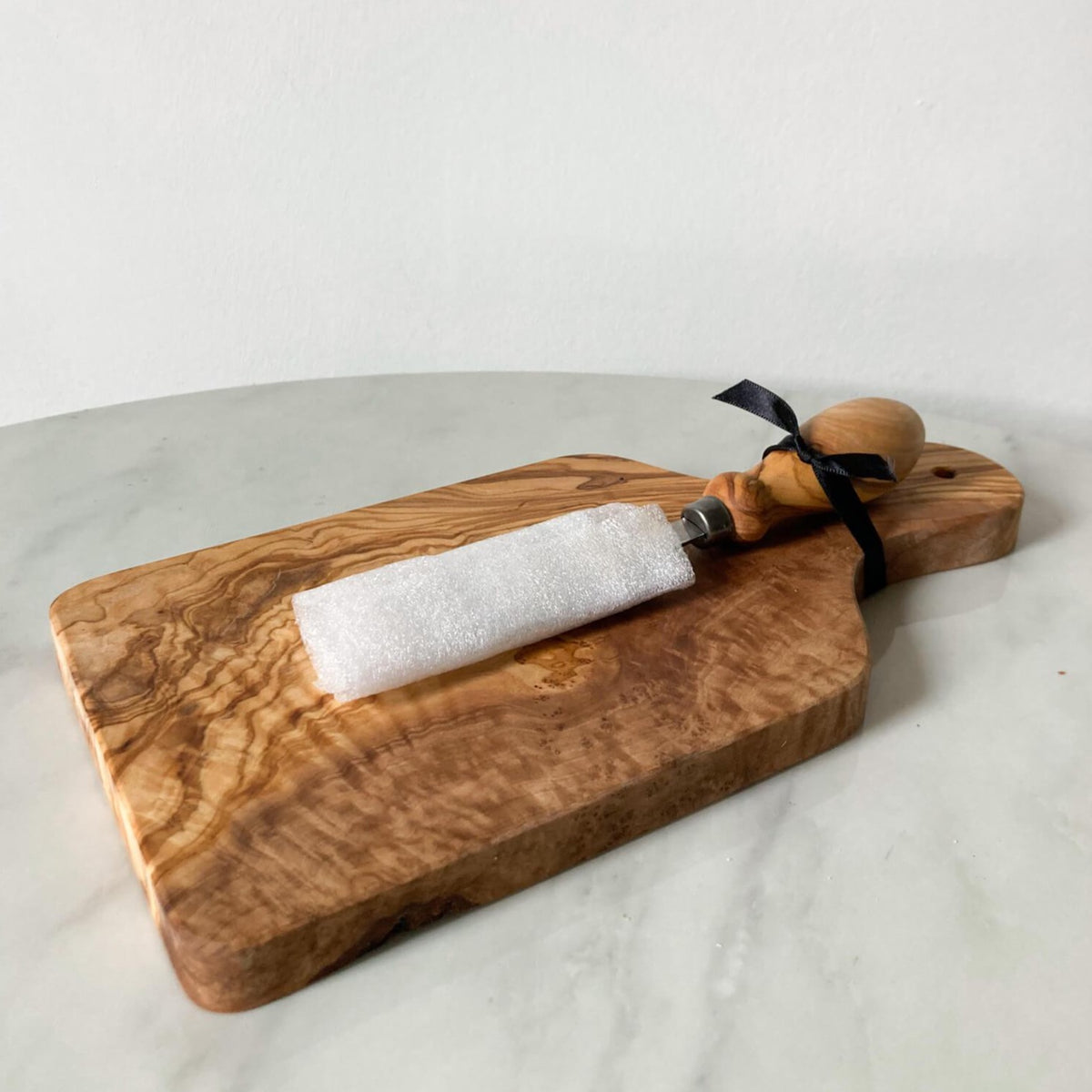 Wooden Cheeseboard and Knife Set
